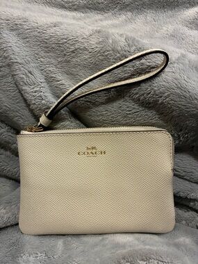Coach Chalk Pebbled Leather Wristlet with Gold Logo